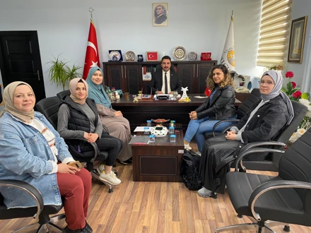 İlçe Toplum Sağlığı Merkezi Tarafından "Anne Sütü,Dünya Hepatit Günü,Kuduz,Obezite,Dijital Bağımlılık Eğitimi" Verildi